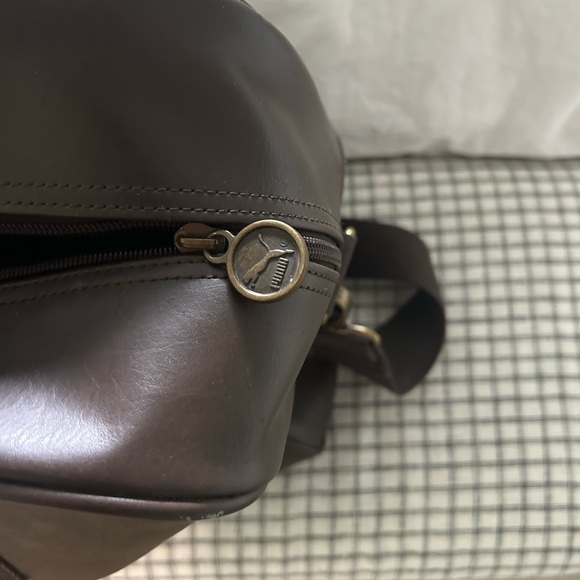 Puma Brown & Gold Messenger Bag - Picture 3 of 3